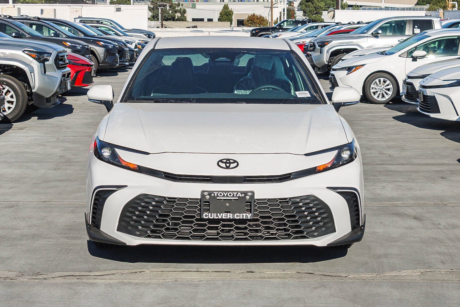 New 2026 Toyota Camry SE image 2