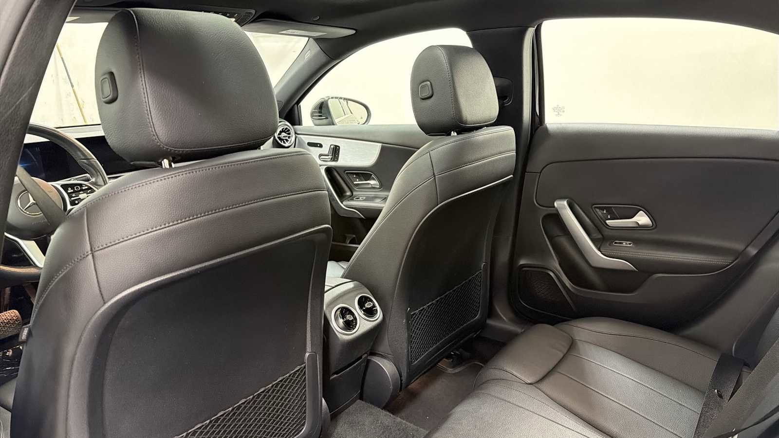 Used 2019 Mercedes-Benz A 220 4MATIC image 25