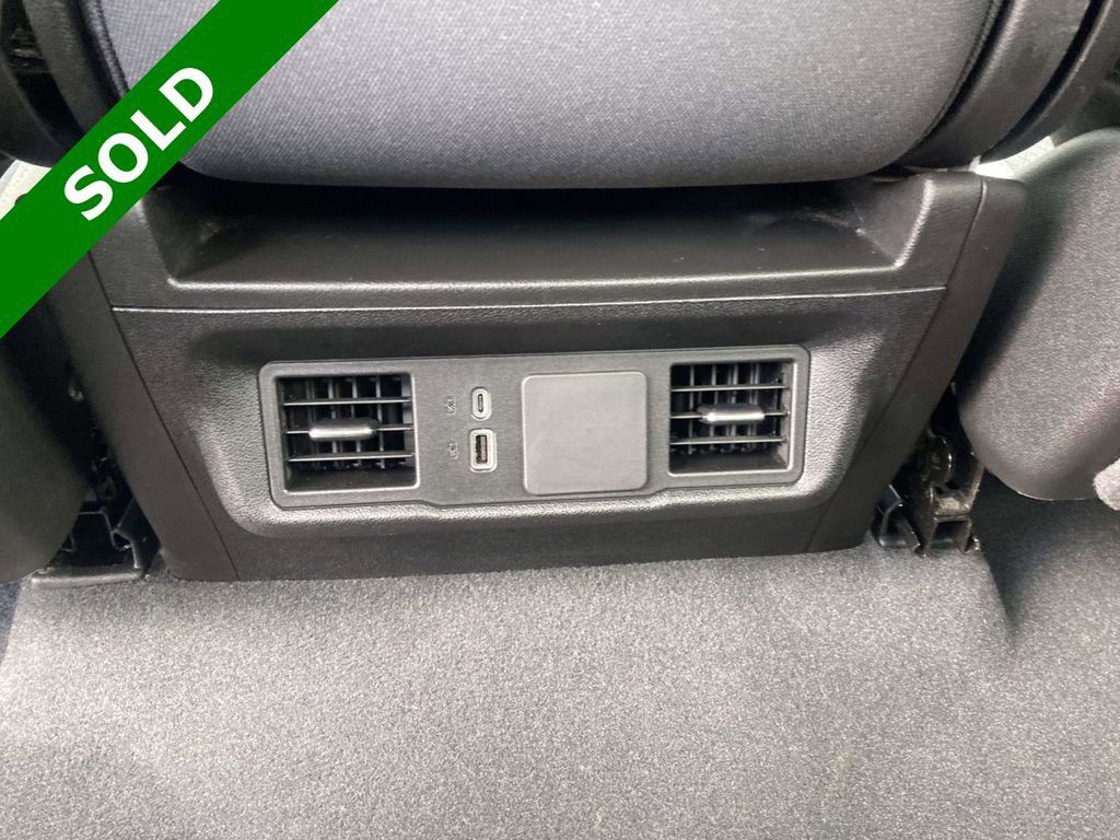 Used 2024 Chevrolet Silverado 2500 Custom w/ Custom Value Package image 14