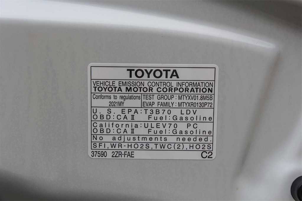 Used 2021 Toyota Corolla LE w/ Carpet Mat Package (TMS) image 27