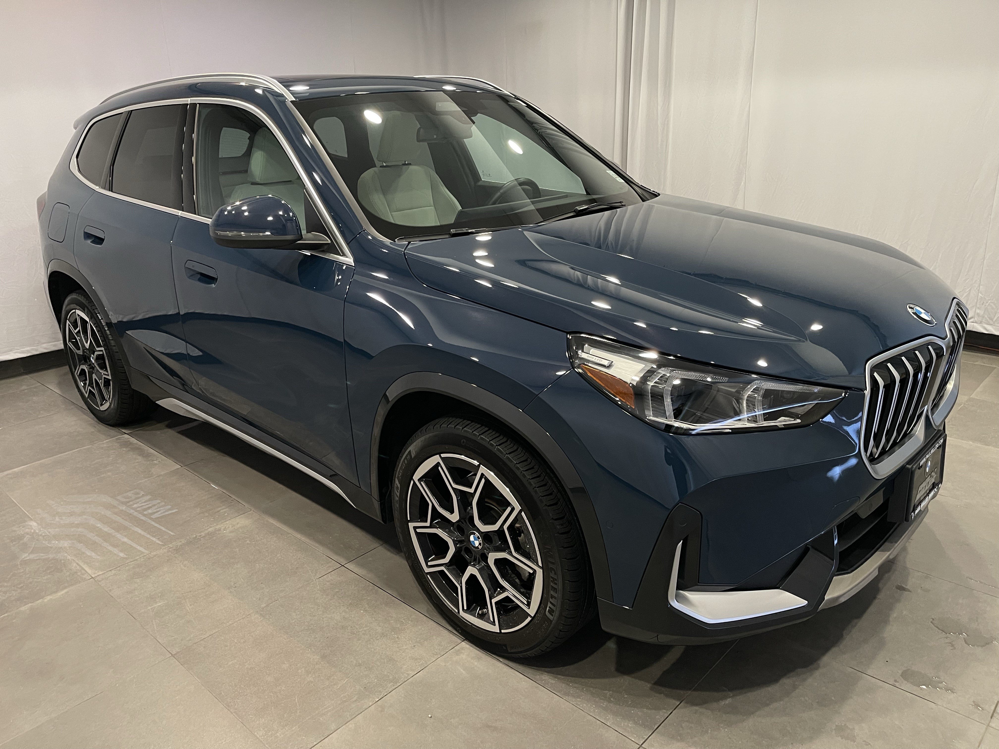 Used 2026 BMW X1 xDrive28i w/ Convenience Package AWD/4WD video 3