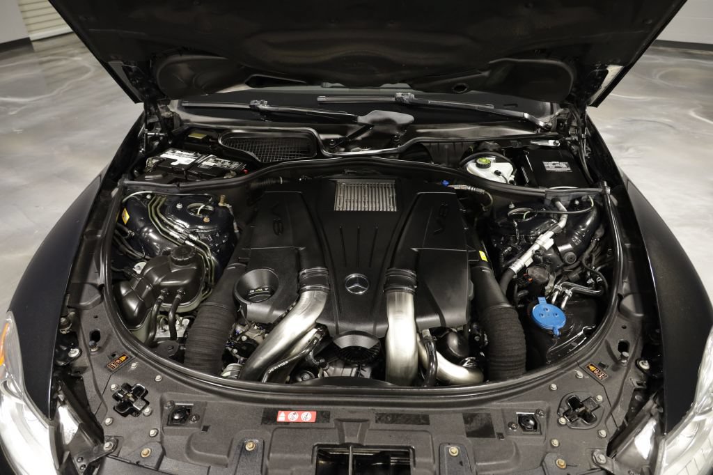 Used 2013 Mercedes-Benz CL 550 4MATIC image 36