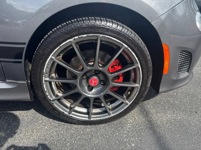 Used 2013 FIAT 500 Abarth w/ Comfort/Convenience Group FWD image 19