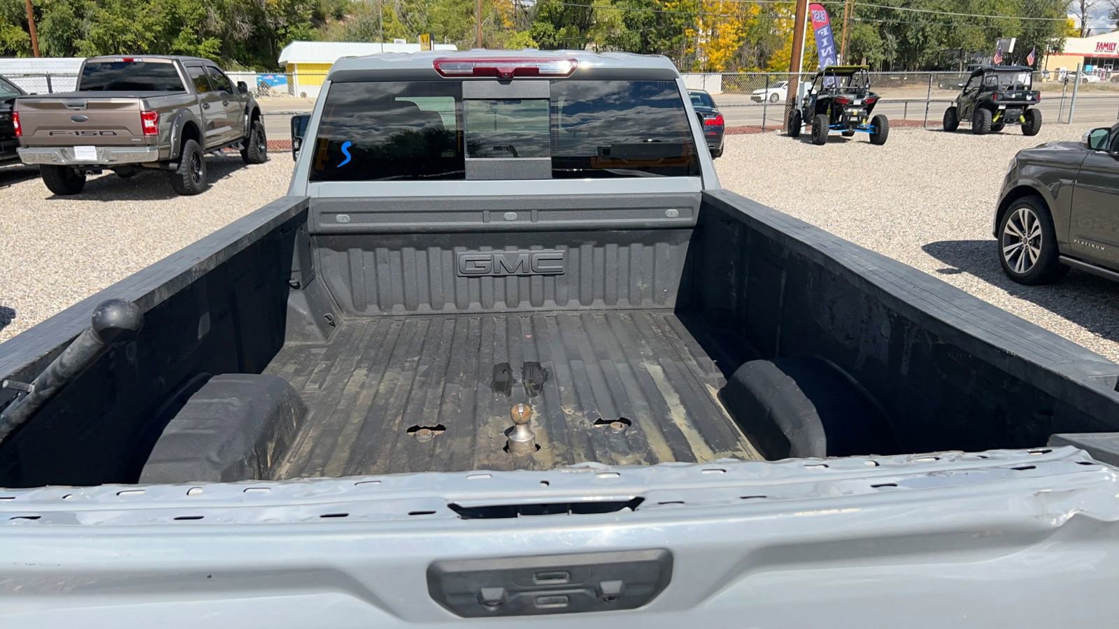 Used 2024 GMC Sierra 3500 SLT w/ SLT Premium Package image 16