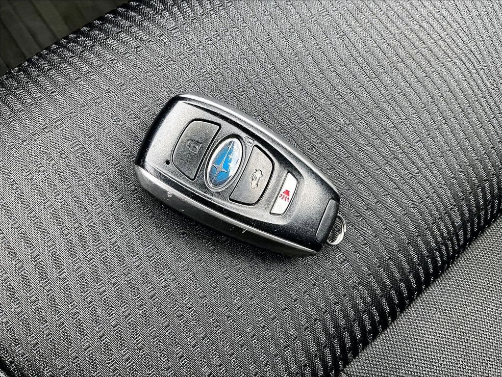 Used 2023 Subaru Ascent Premium w/ Convenience Package AWD/4WD image 29