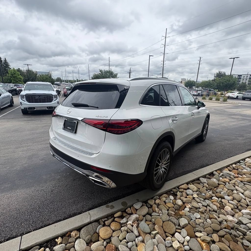 Used 2023 Mercedes-Benz GLC 300 4MATIC image 6