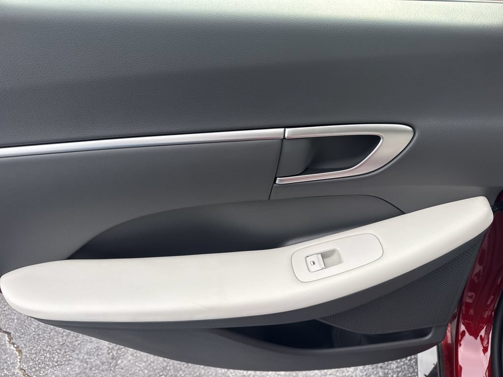 New 2026 Hyundai Sonata SEL FWD image 21