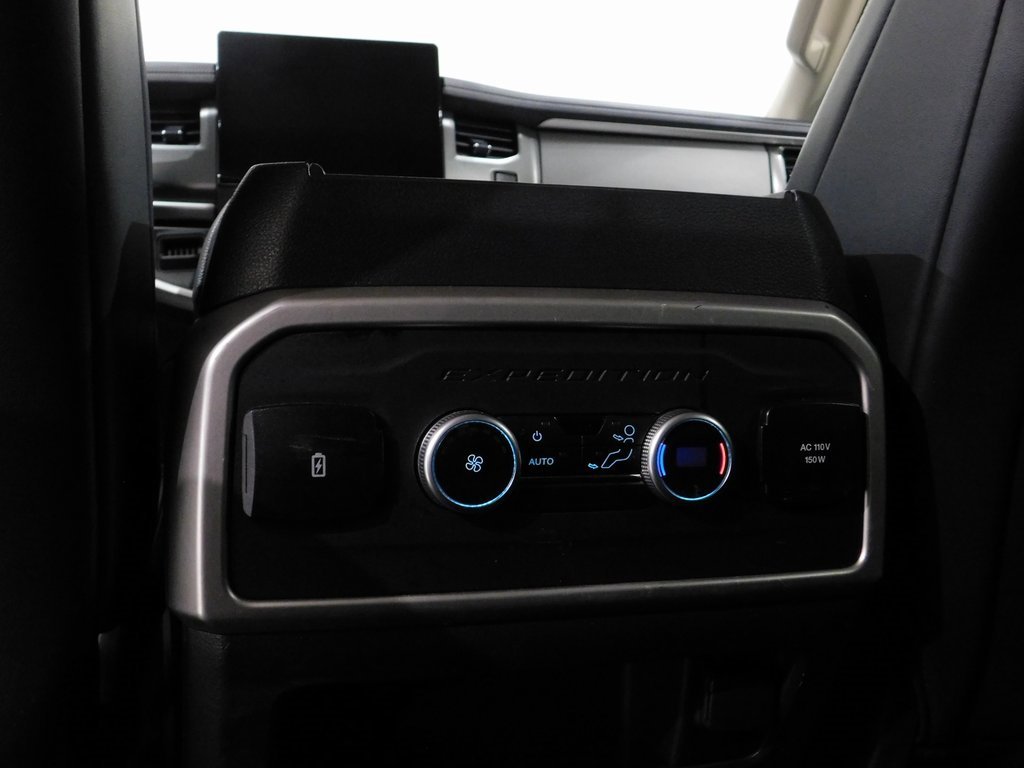 Used 2024 Ford Expedition XLT image 71