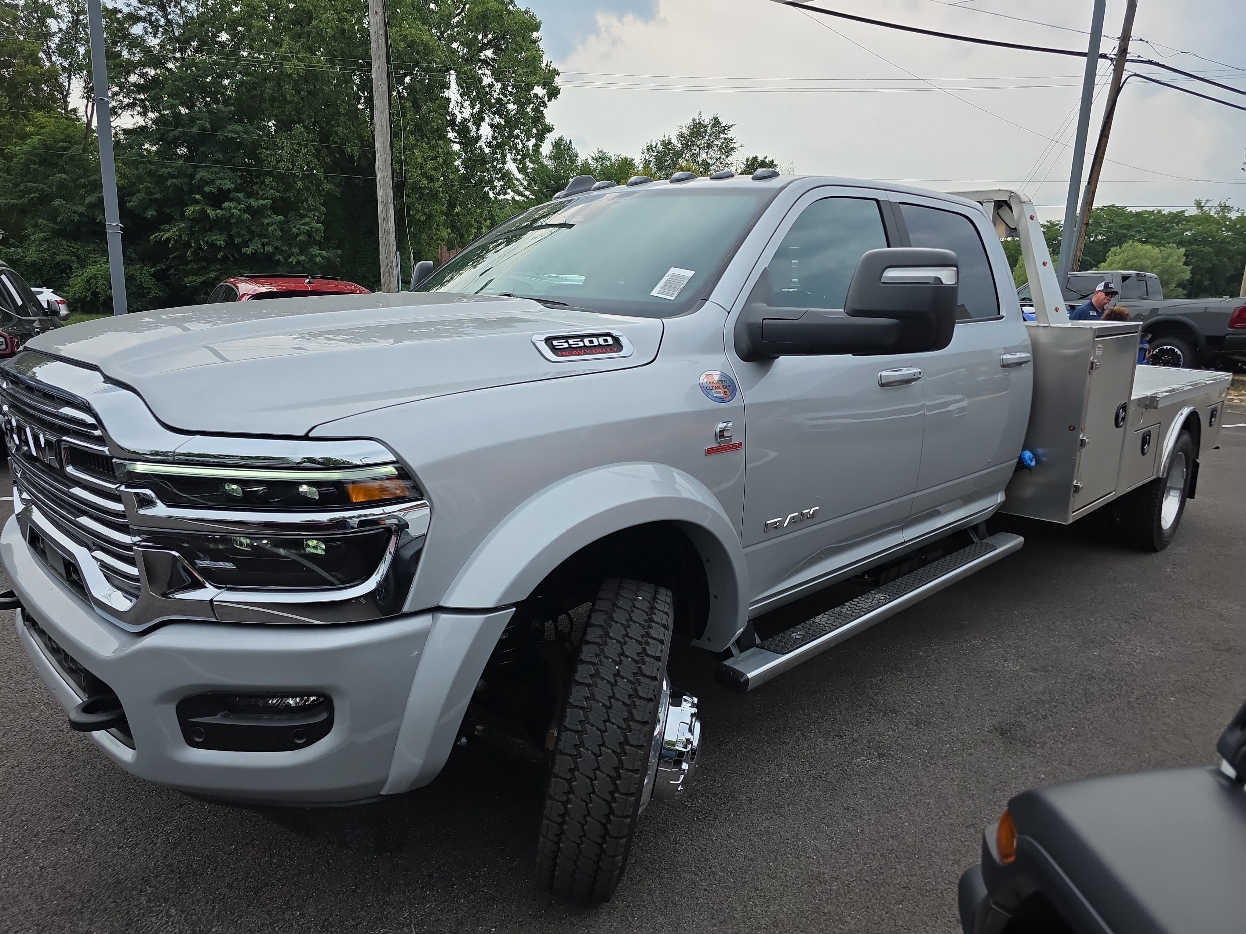 New 2026 RAM 5500 4x4 Crew Cab w/ Laramie Trim Package image 23