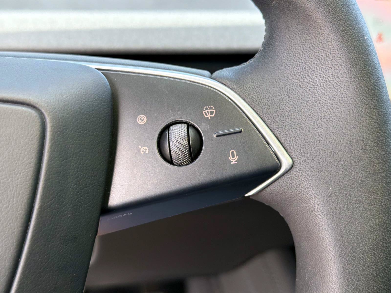 Used 2025 Tesla Model 3 Long Range AWD/4WD image 25