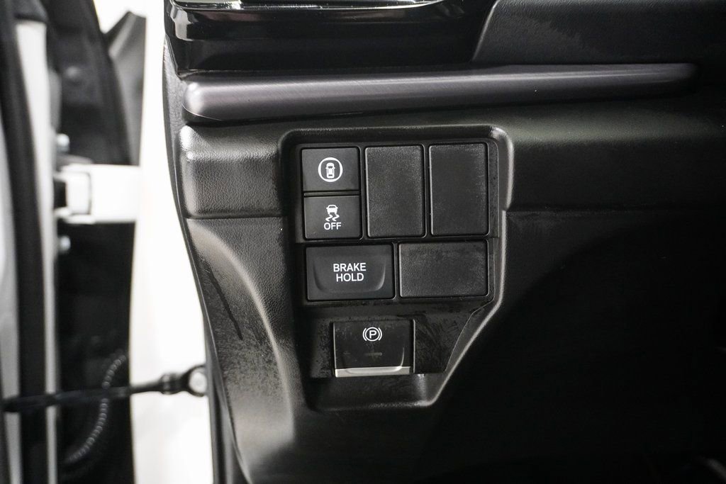 Used 2025 Acura RDX SH-AWD image 13