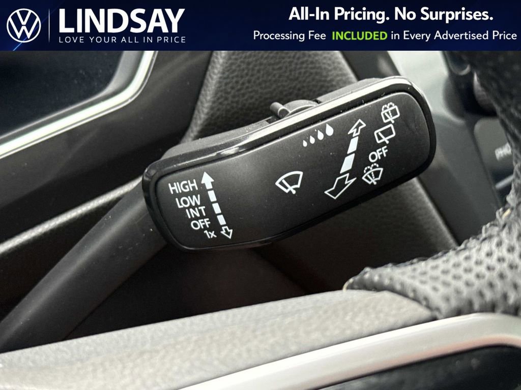 Used 2023 Volkswagen Tiguan SE R-Line AWD/4WD image 21