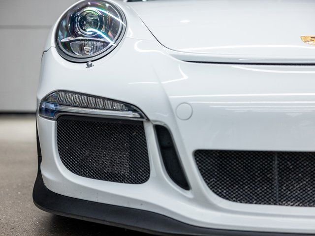 Used 2015 Porsche 911 GT3 w/ Carbon Interior Package RWD image 9
