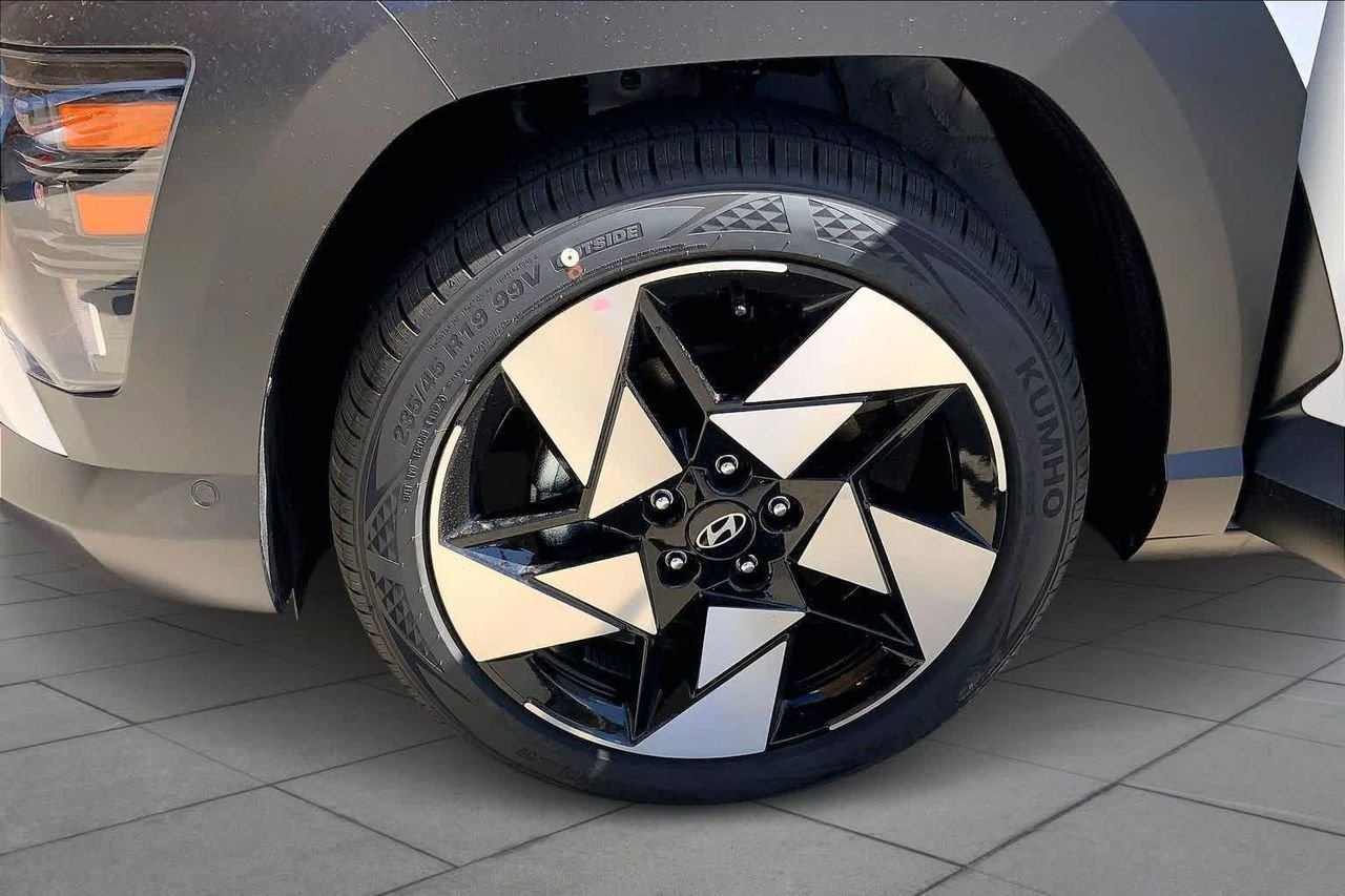 New 2026 Hyundai Kona Limited image 11