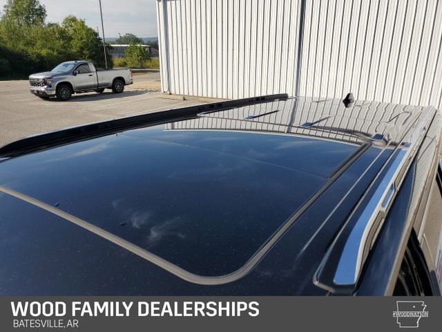 Used 2024 Jeep Grand Wagoneer L Series III w/ Rear Seat Video Group 1 image 4