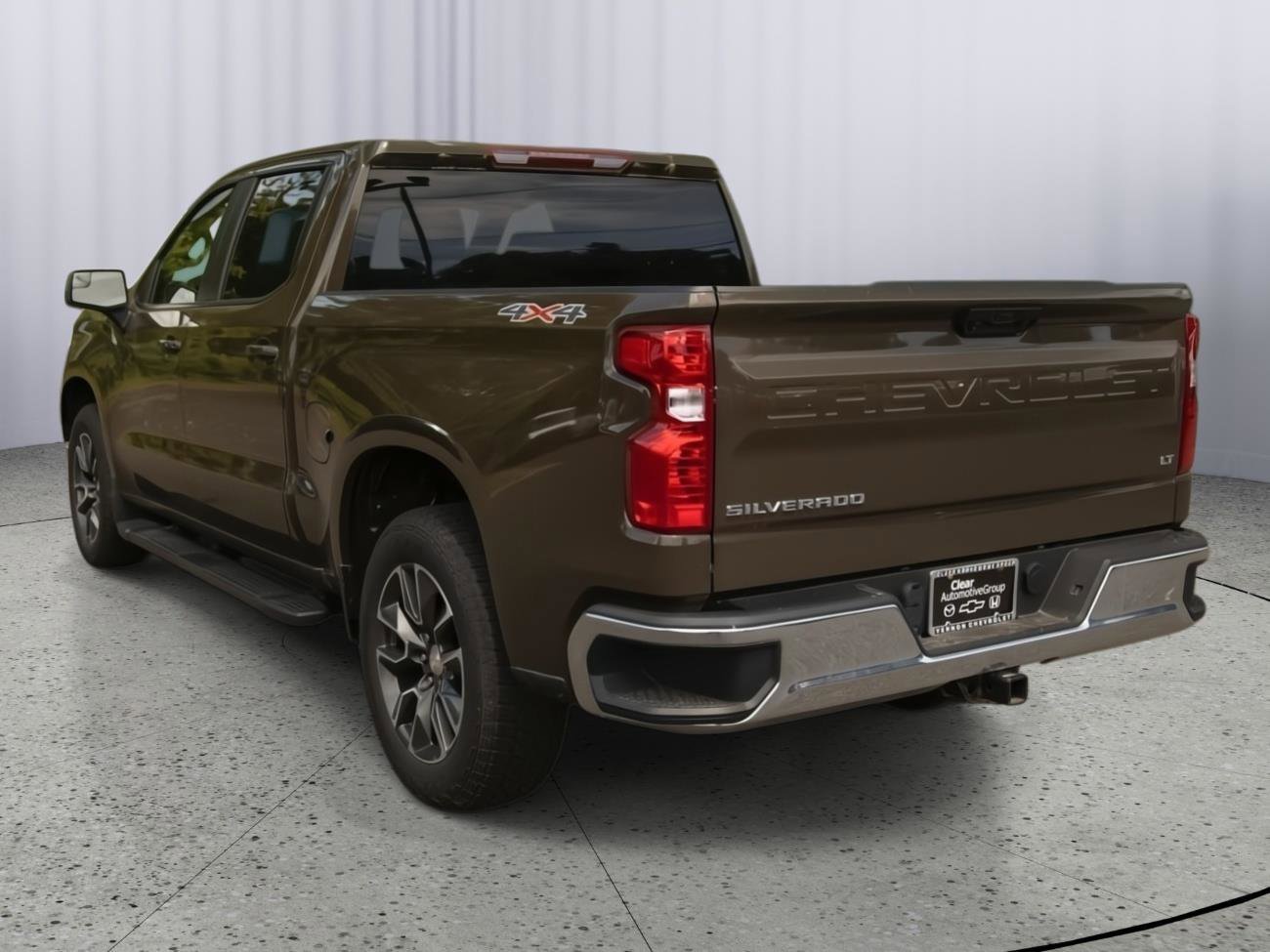 Used 2023 Chevrolet Silverado 1500 LT AWD/4WD image 17