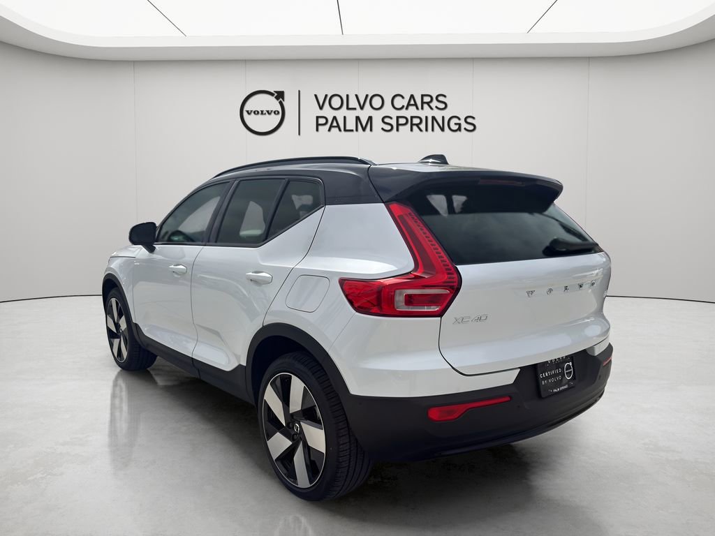 Used 2023 Volvo XC40 Recharge Ultimate image 6