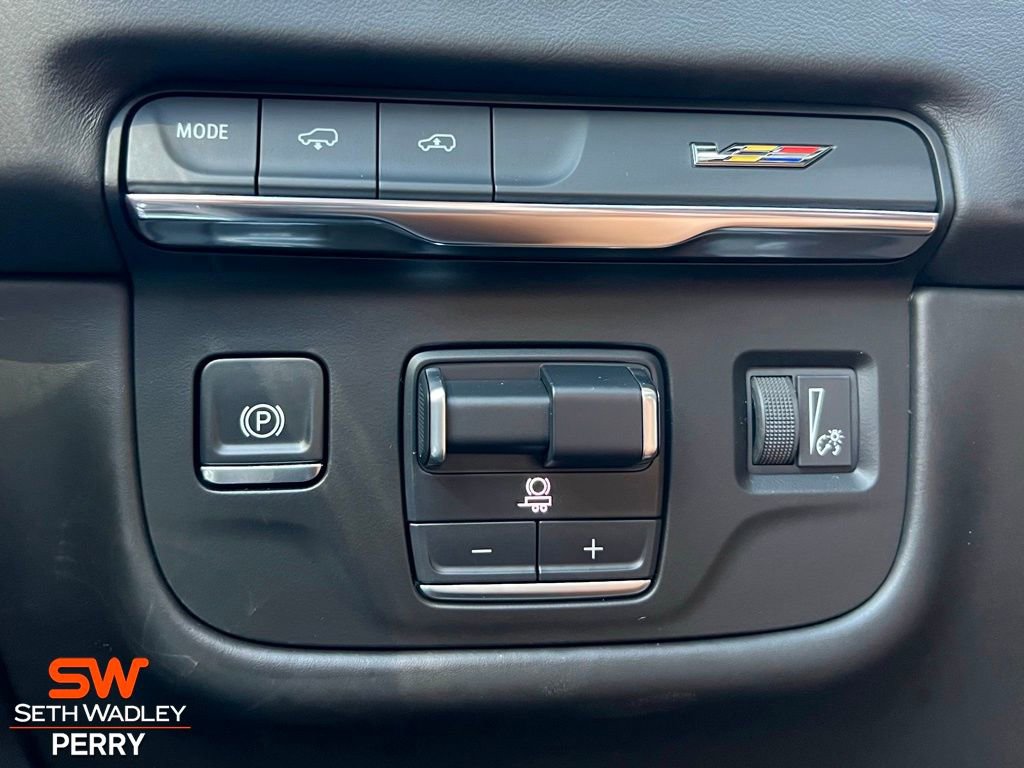 Used 2025 Cadillac Escalade V AWD/4WD image 29