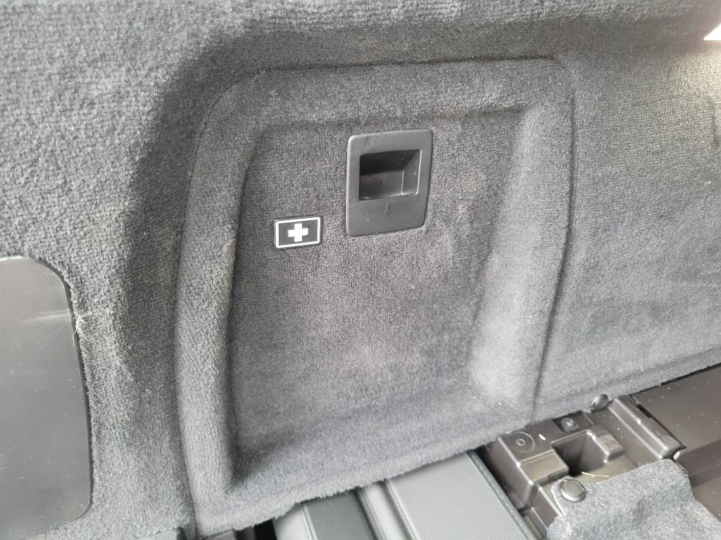 Used 2020 BMW X5 xDrive40i w/ Convenience Package image 62