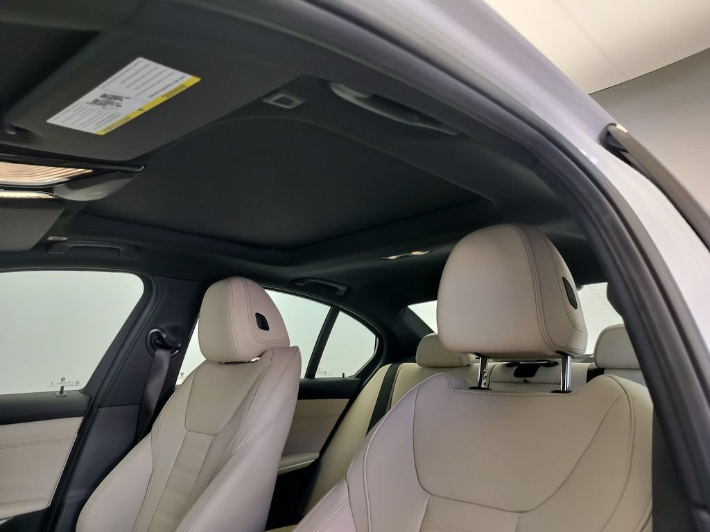 New 2026 BMW 330i Sedan w/ Premium Package RWD image 10