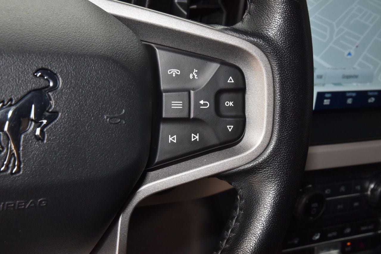 Used 2023 Ford Bronco Wildtrak image 25