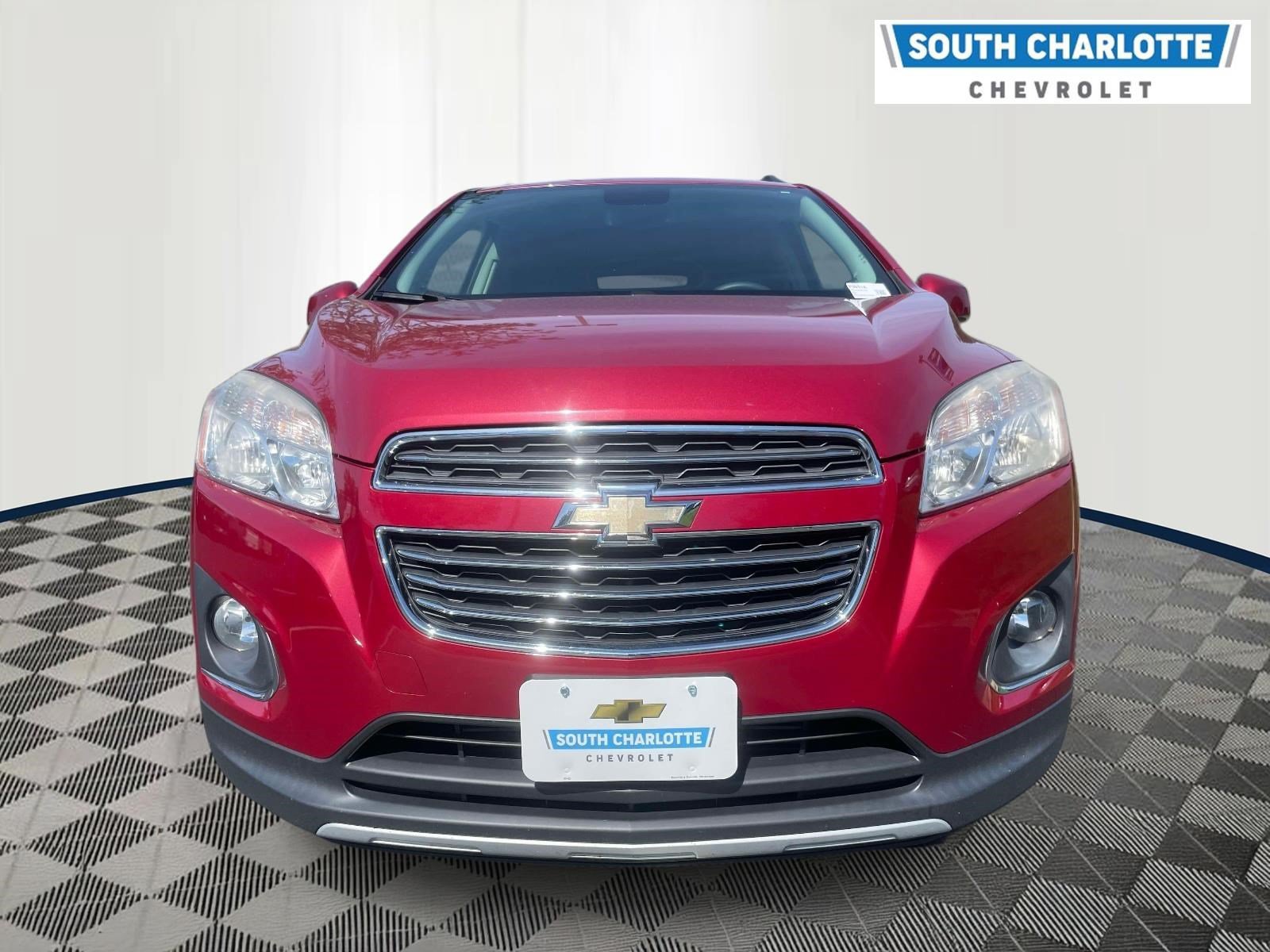 Used 2015 Chevrolet Trax LTZ FWD image 2