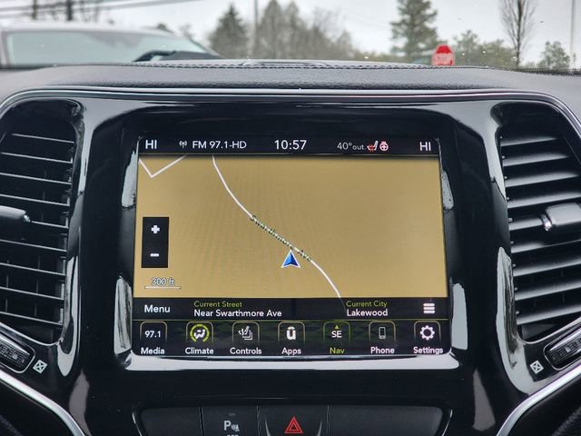 Used 2020 Jeep Cherokee Limited image 27