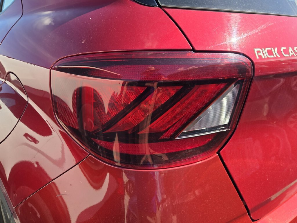 Certified 2024 Hyundai Venue Limited FWD image 10