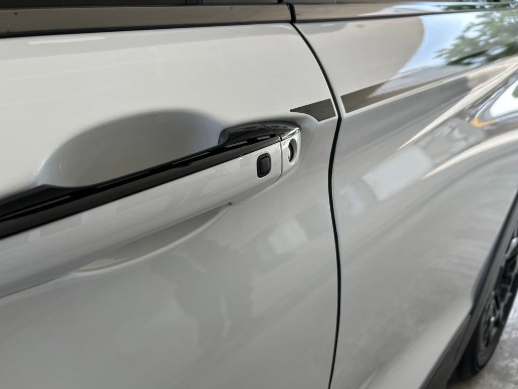New 2026 Mitsubishi Outlander AWD image 15