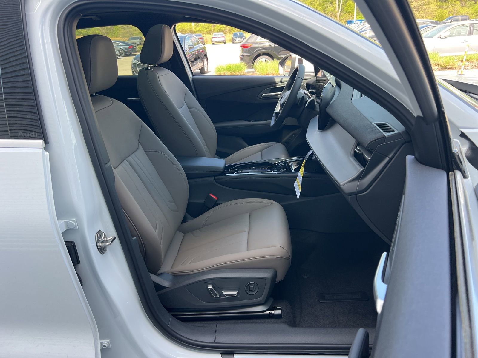 New 2026 Audi Q3 quattro 2.0T image 36
