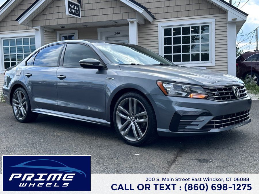 Used 2018 Volkswagen Passat 2.0T R-Line FWD image 1