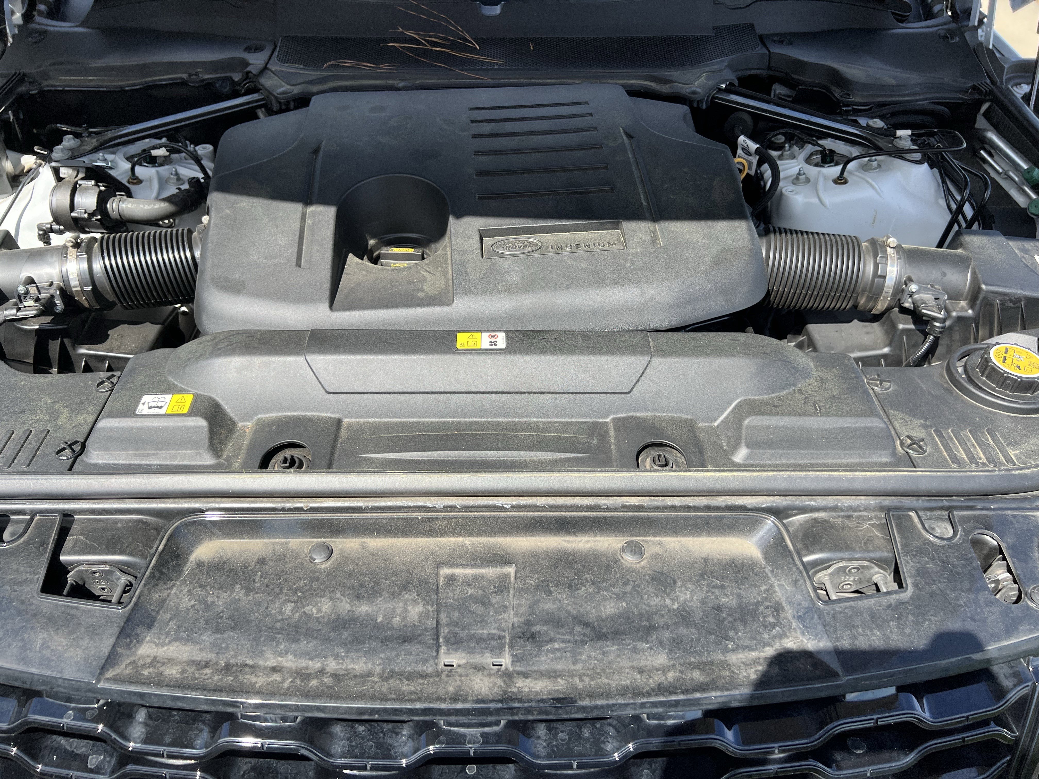 Used 2022 Land Rover Range Rover Sport HST image 36