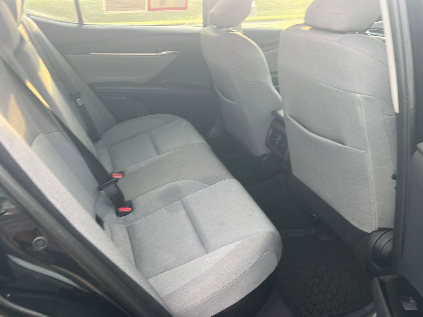 Used 2025 Toyota Camry LE w/ Convenience Package FWD image 12