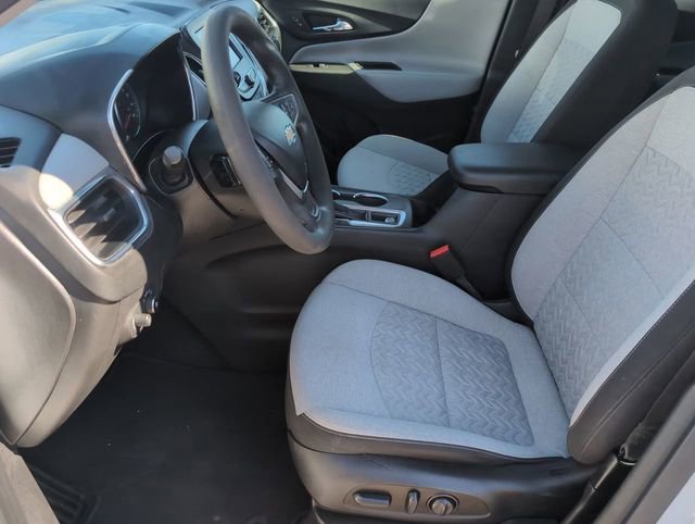 Certified 2022 Chevrolet Equinox LS w/ LS Convenience Package FWD image 18