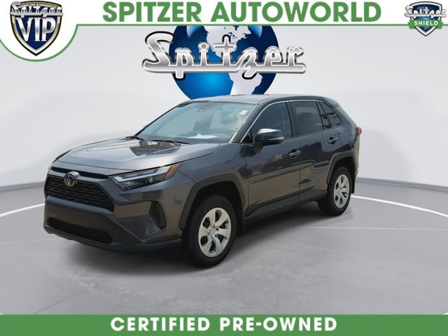 Used 2024 Toyota RAV4 LE FWD image 5