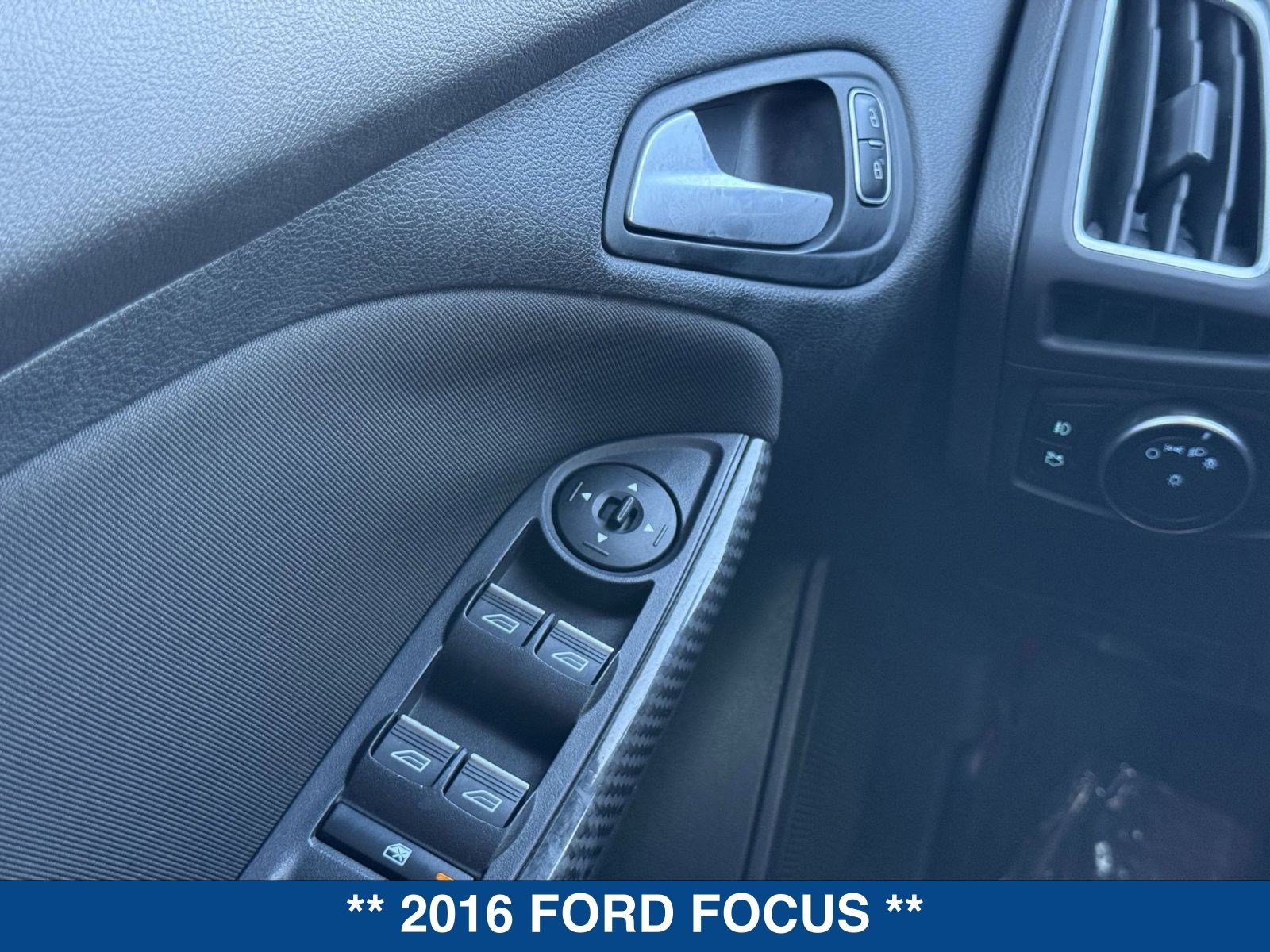 Used 2016 Ford Focus ST w/ Equipment Group 402A image 22