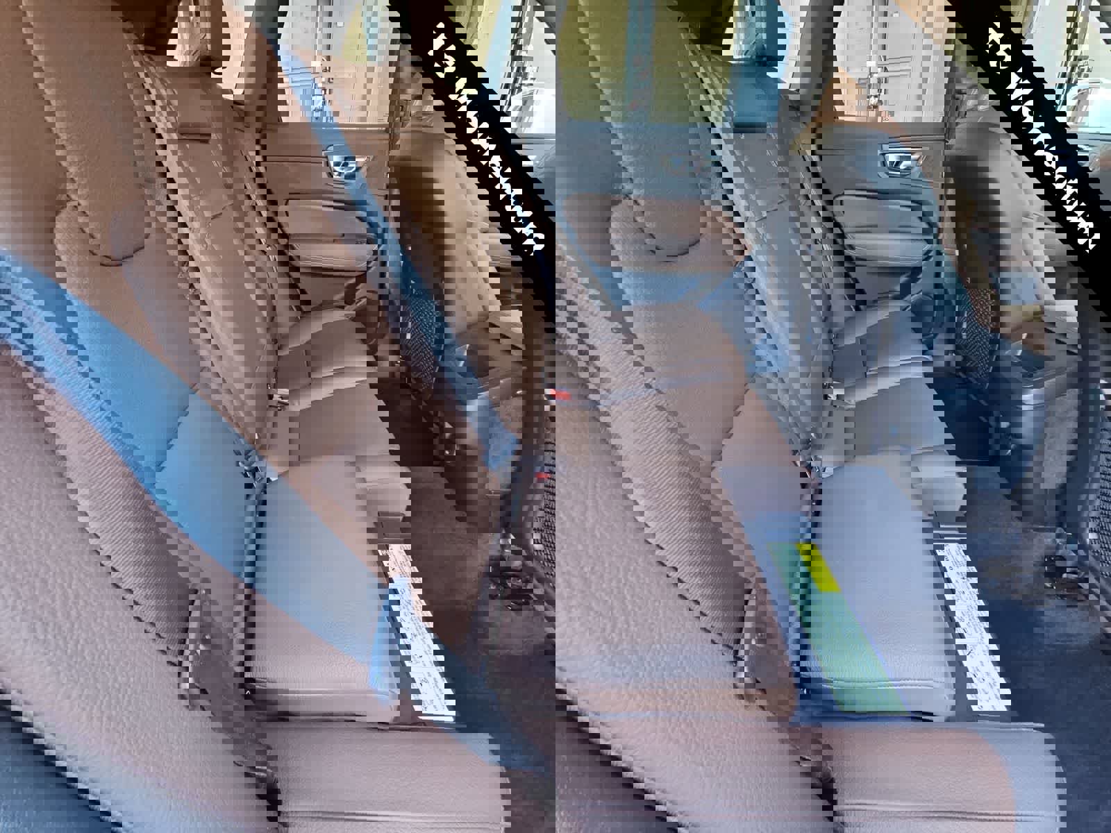 Used 2021 Volvo XC60 T5 Momentum w/ Advanced Package image 17