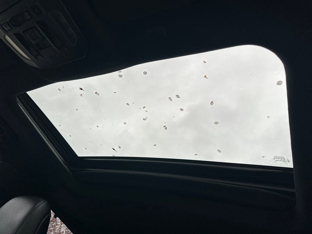 Used 2021 Toyota Highlander XSE image 26