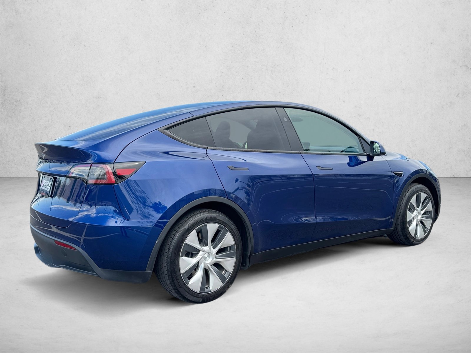 Used 2023 Tesla Model Y 2WD image 5