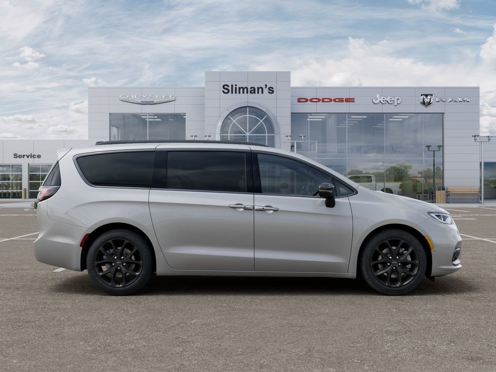 New 2026 Chrysler Pacifica Select w/ S Appearance Package AWD/4WD image 23