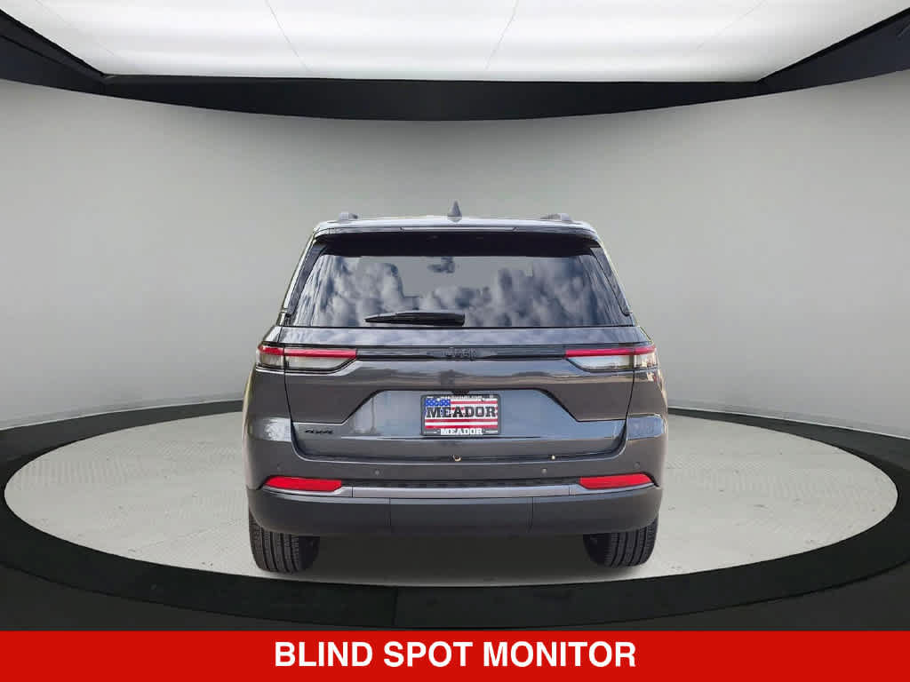 New 2026 Jeep Grand Cherokee Limited w/ Limited Altitude Package AWD/4WD image 5