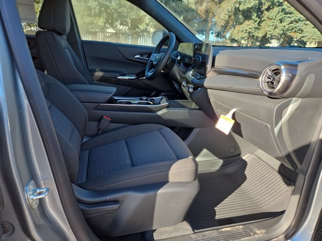 New 2026 Chevrolet Equinox LT AWD/4WD image 32