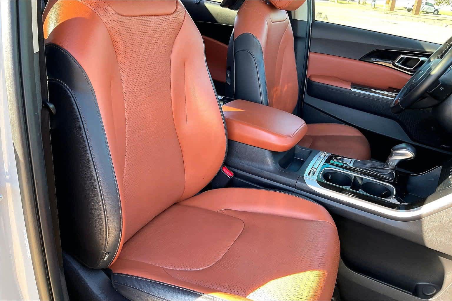 Used 2022 Kia Carnival SX Prestige FWD image 11