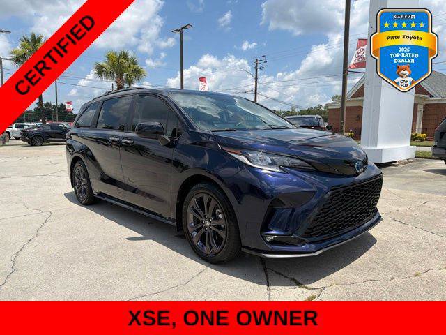 Certified 2025 Toyota Sienna XSE FWD image 3