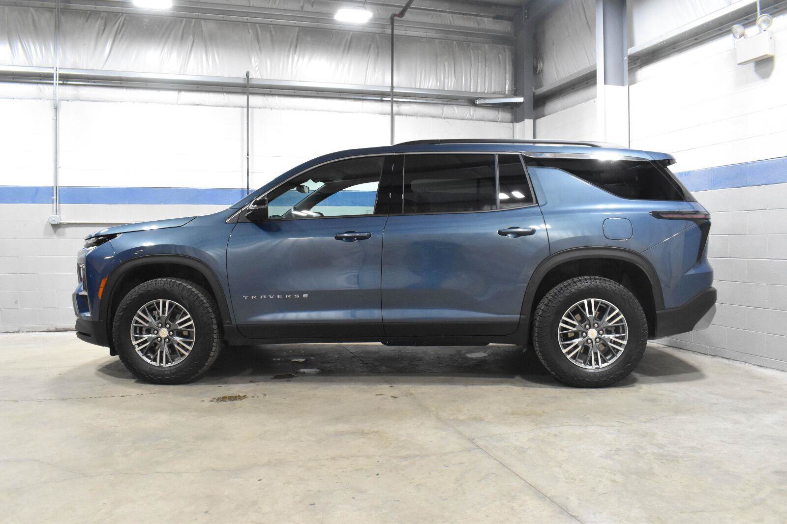Used 2026 Chevrolet Traverse LT AWD/4WD image 22