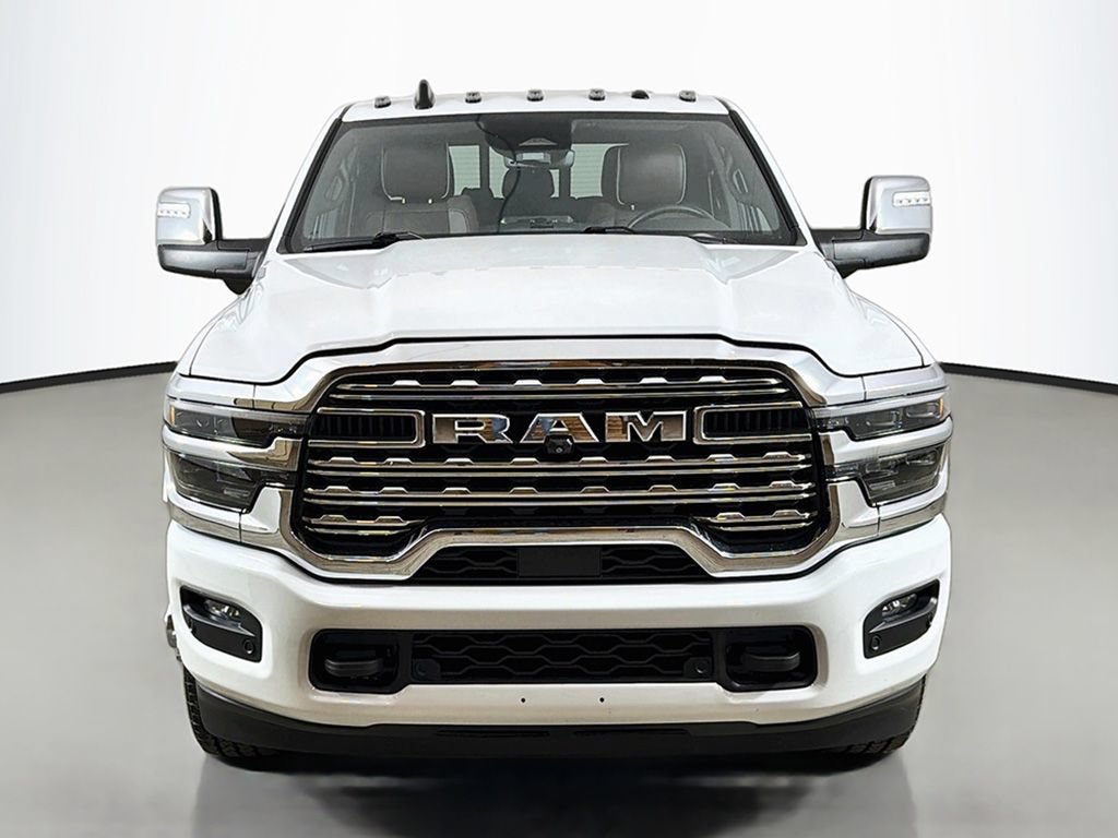 Used 2025 RAM 3500 Limited AWD/4WD image 16