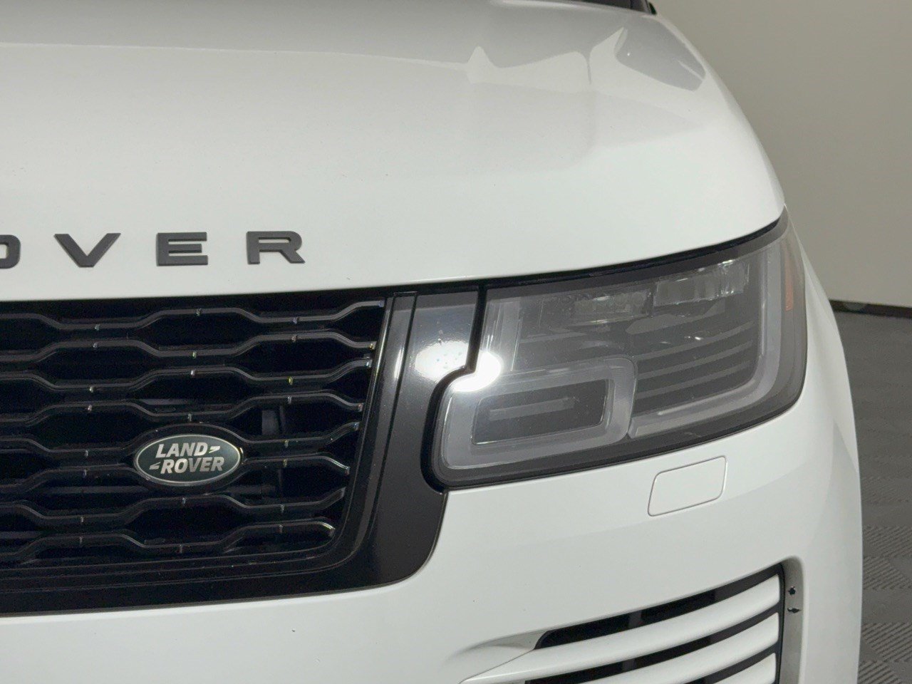 Used 2020 Land Rover Range Rover HSE AWD/4WD image 12