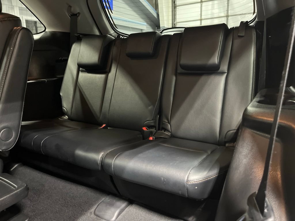 Used 2019 Toyota Highlander XLE AWD/4WD image 37