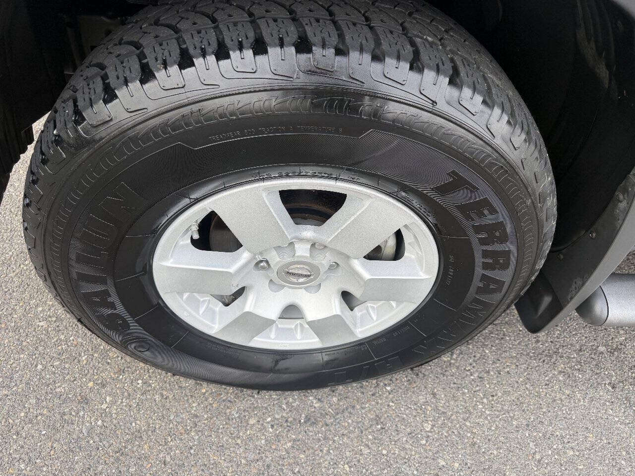 Used 2006 Nissan Xterra Off-Road AWD/4WD image 11