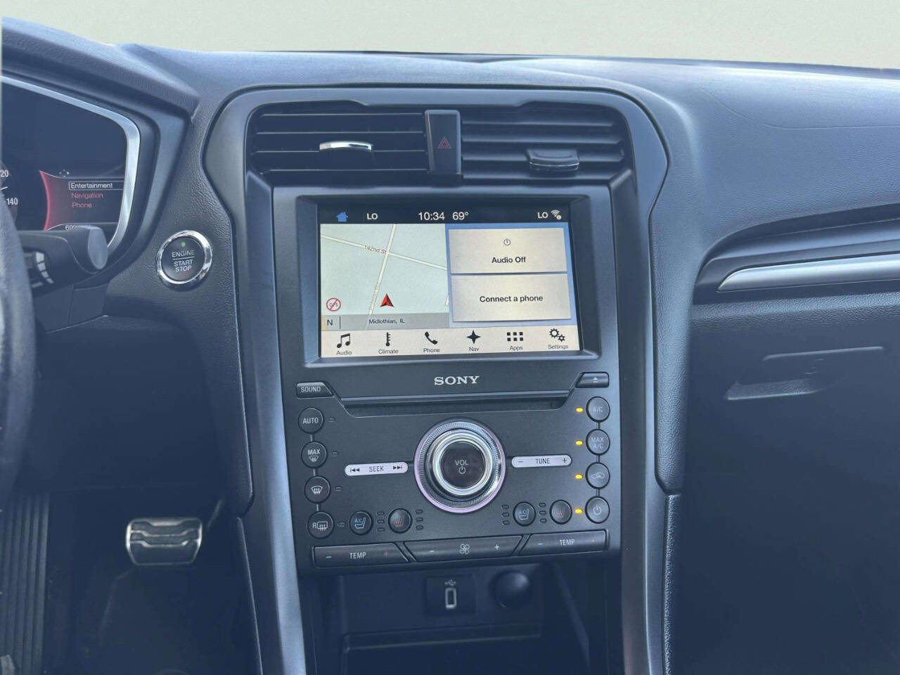Used 2017 Ford Fusion Titanium image 25